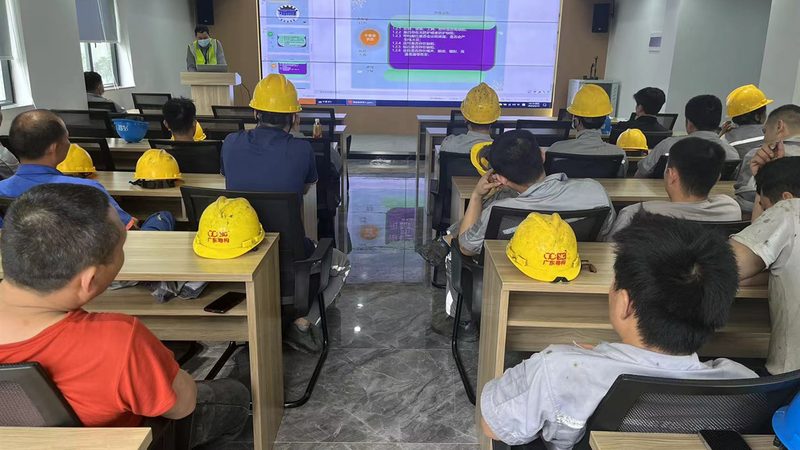 成人大专毕业证书样本模板：揭秘证书背后的秘密